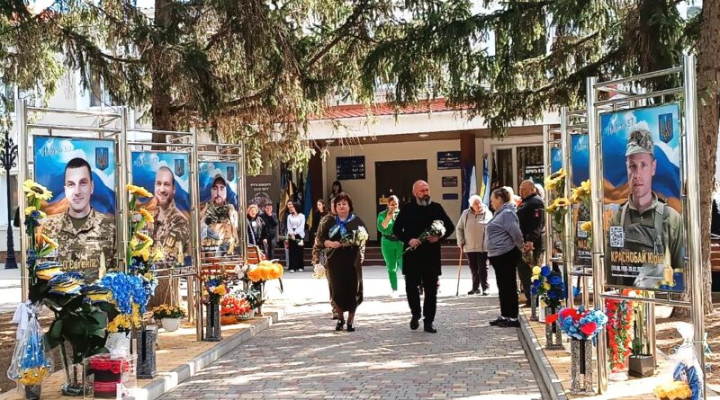 У Степанівці вшанували пам’ять полеглих Захисників України