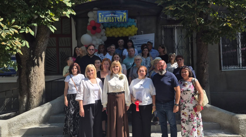 У Роздільній відбулося урочисте відкриття багатофункціонального простору «Бібліотека 5D» — сучасного місця для навчання, творчості, спілкування та розвитку. У Роздільній відбулося урочисте відкриття багатофункціонального простору «Бібліотека 5D» — сучасного місця для навчання, творчості, спілкування та розвитку.