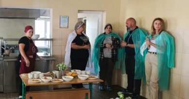 Здоров’я та безпека дітей — один із пріоритетних напрямів роботи закладів освіти. Здоров’я та безпека дітей — один із пріоритетних напрямів роботи закладів освіти.